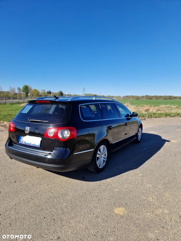 Volkswagen Passat 1.6 TDI DPF BlueMot Highline - 5