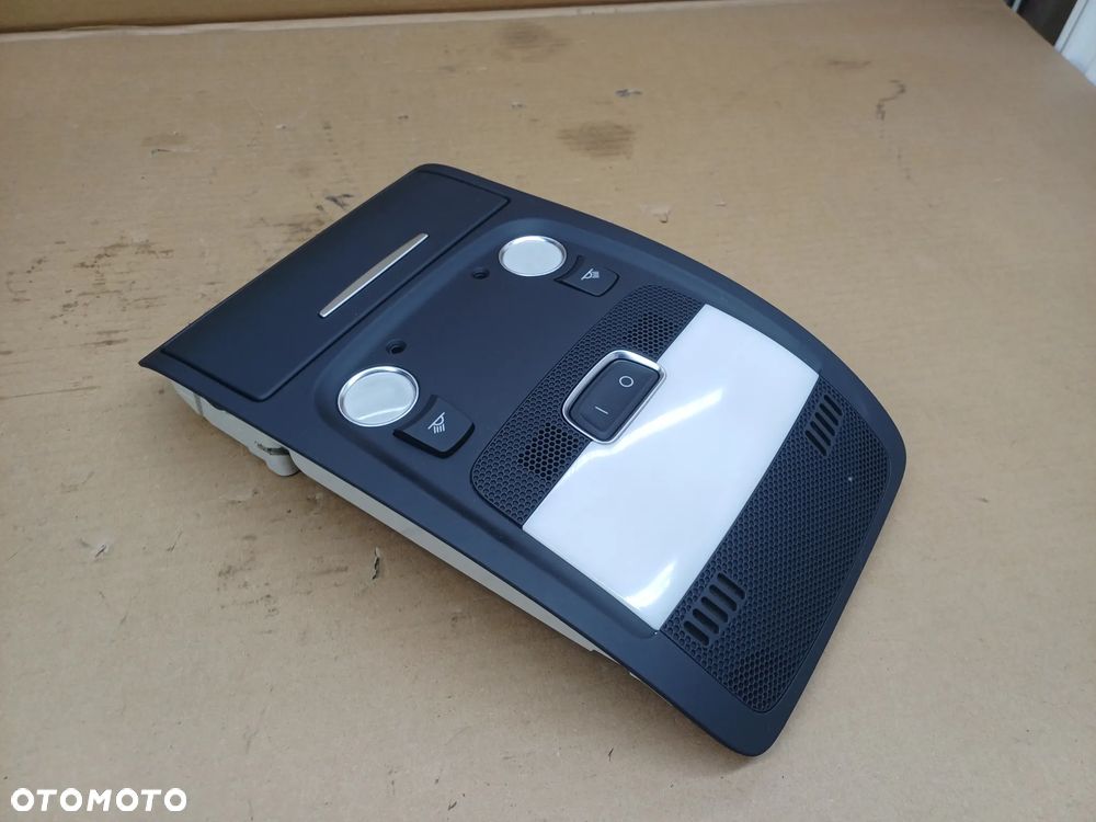 Lampka podsufitki audi A5 8T S-line coupe 8T0947135B - 4