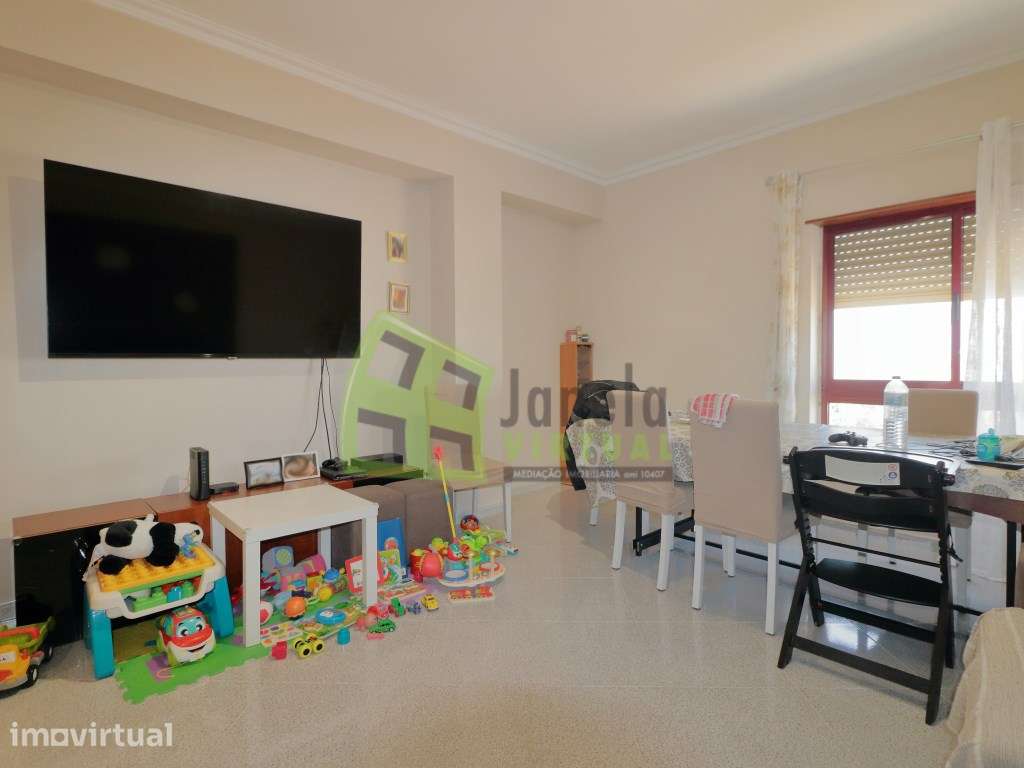 Apartamento T2 com Parqueamento | Vila Chã | Barreiro - Grande imagem: 3/22