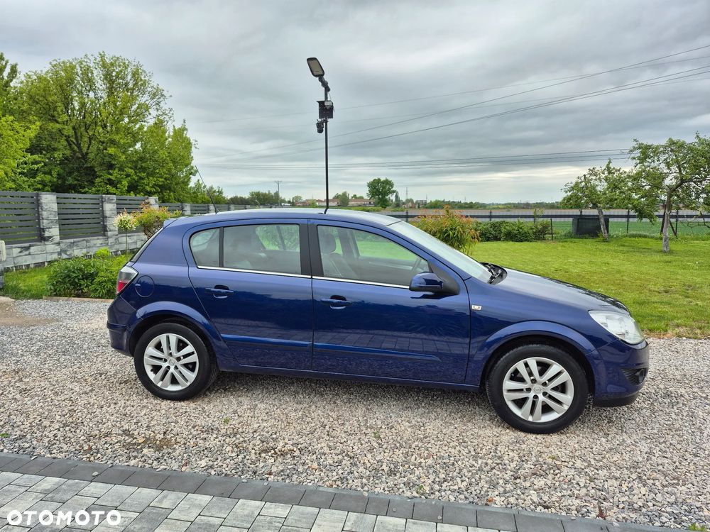 Opel Astra - 10
