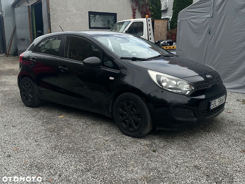 Kia Rio 2013 photo 2