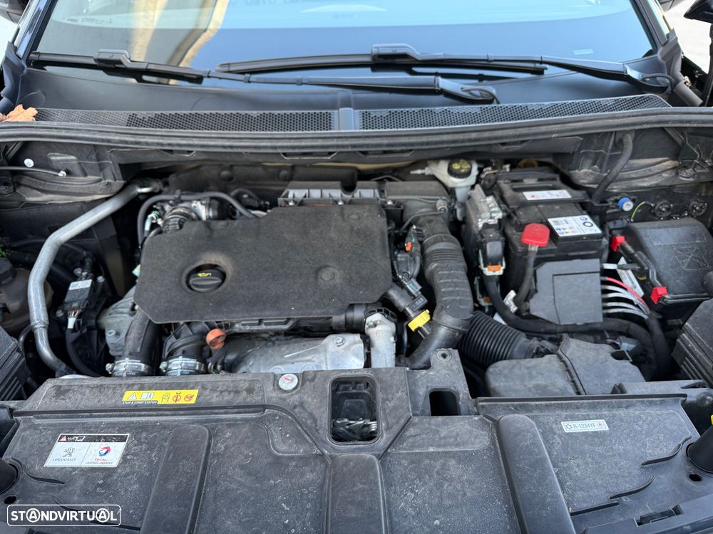 Peugeot 3008 BlueHDi 130 Stop & Start EAT8 GT Pack - 43