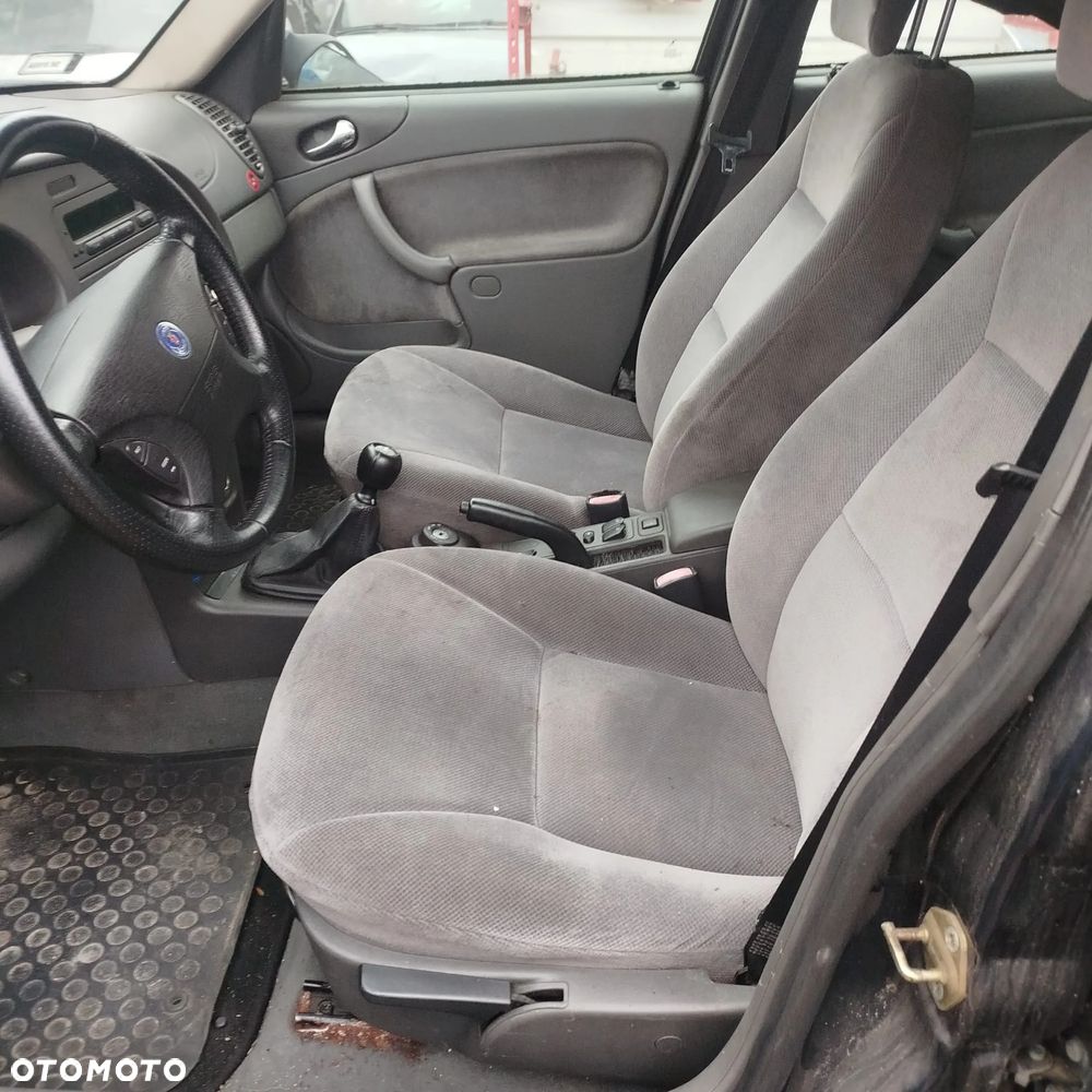 Saab 93 na części . - 5