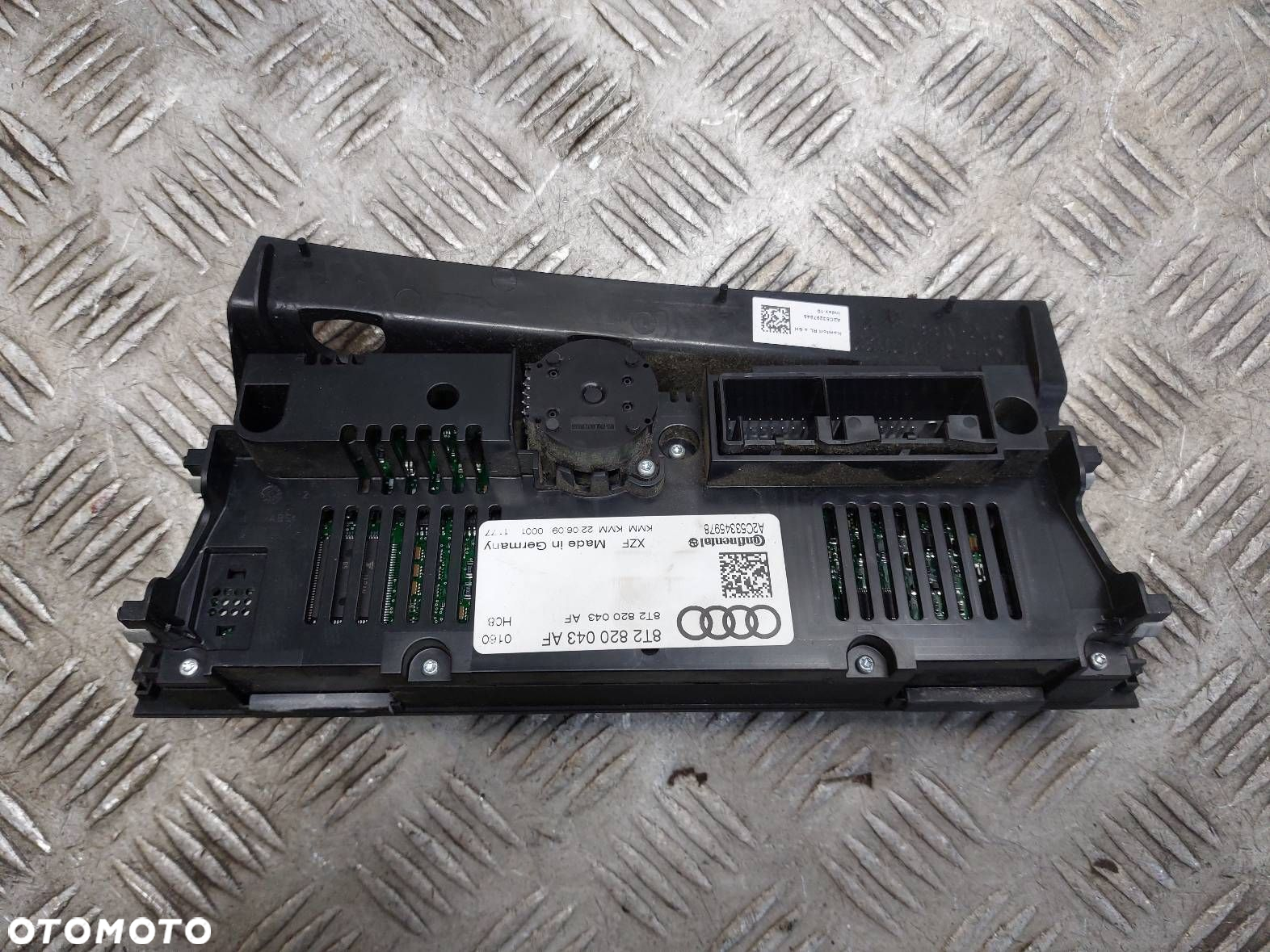 PANEL NAWIEWU AUDI A5 8T UK ANGLIK 8T2820043AF - 2