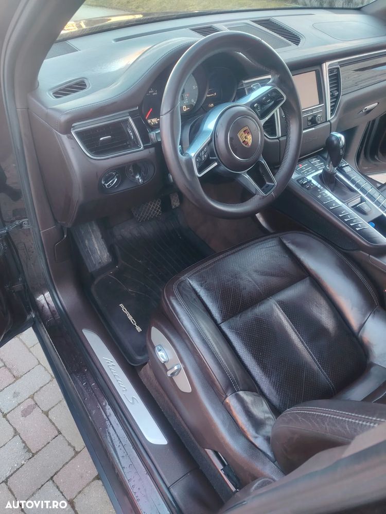 Porsche Macan - 12