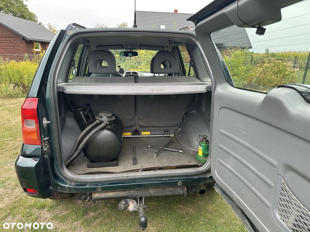 Toyota RAV4 1.8 VVT-i 4x2 - 11