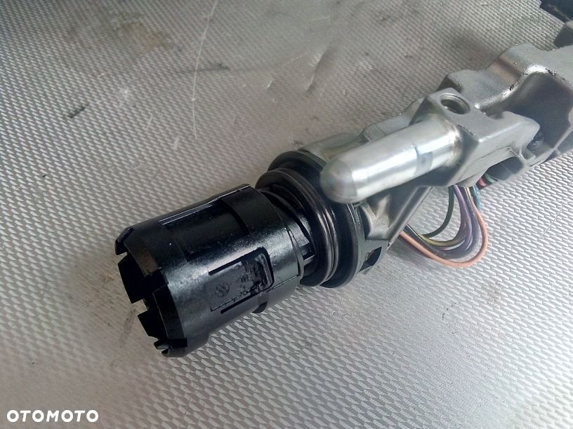 Moduł czujników skrzyni S-TRONIC 0B5927321F - 3