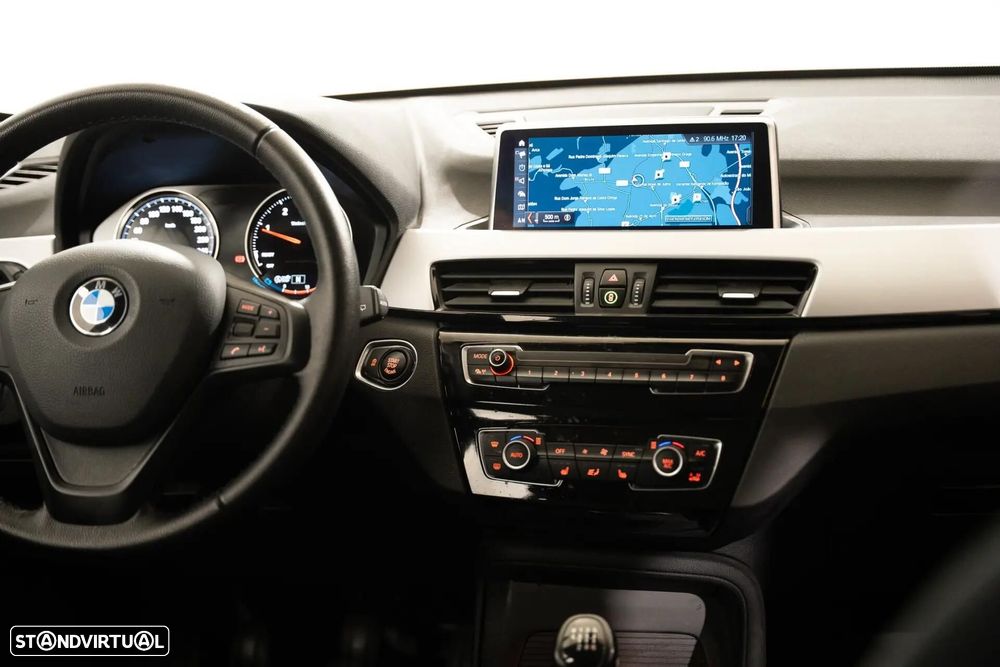 BMW X1 18 d sDrive Advantage - 12