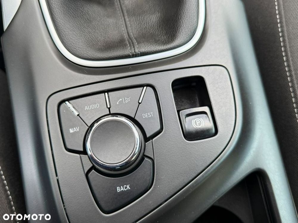 Opel Insignia 2.0 Turbo Sport - 18