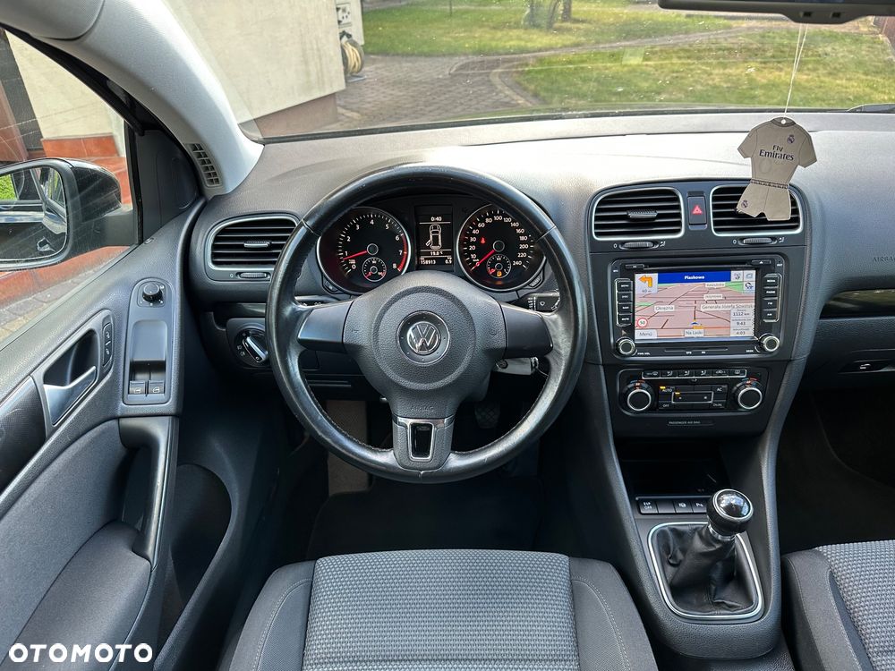 Volkswagen Golf - 5