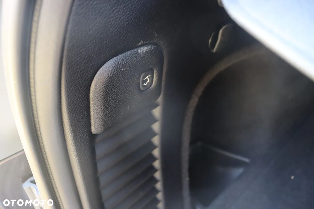 Jeep Grand Cherokee - 18