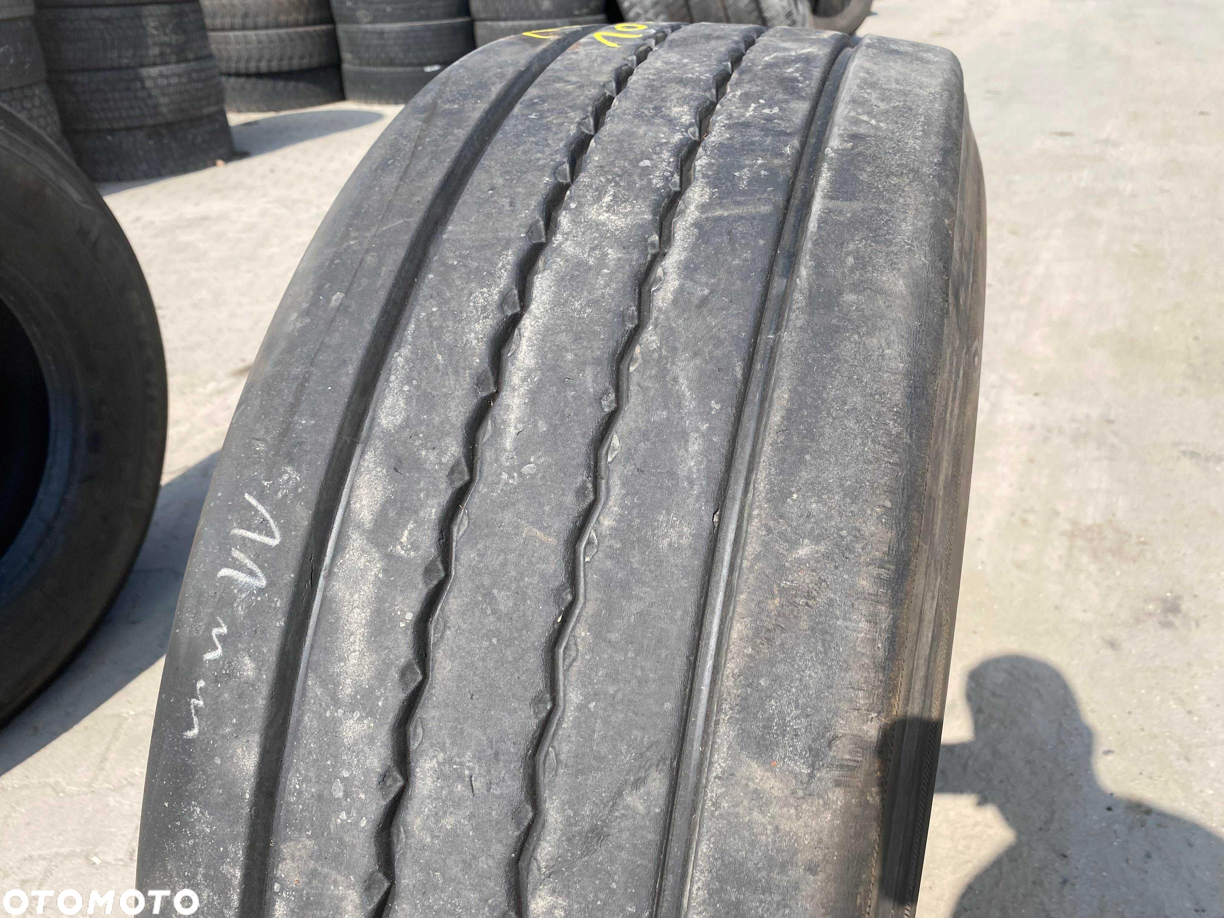 385/65R22.5 Opona CONTINENTAL CONTI HYBRID HT3 10-11mm  Naczepa HT 3 - 2