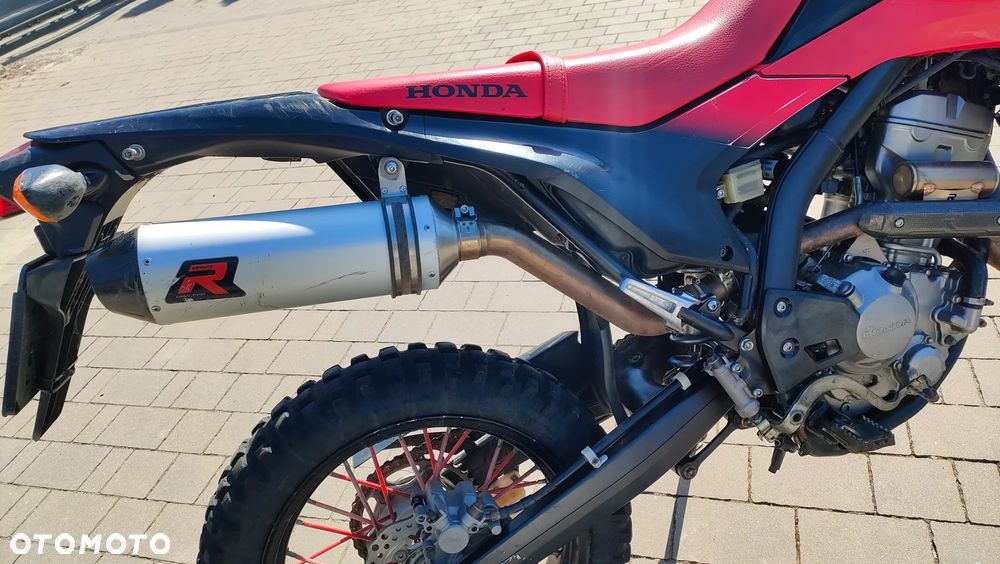 Honda CRF - 9