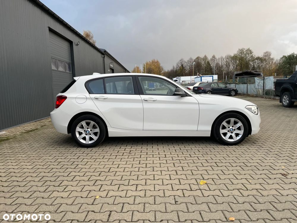BMW Seria 1 116i - 30
