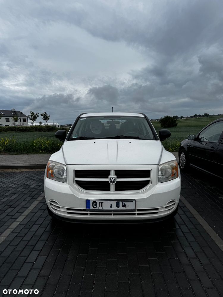 Dodge Caliber 2.0 SXT - 1