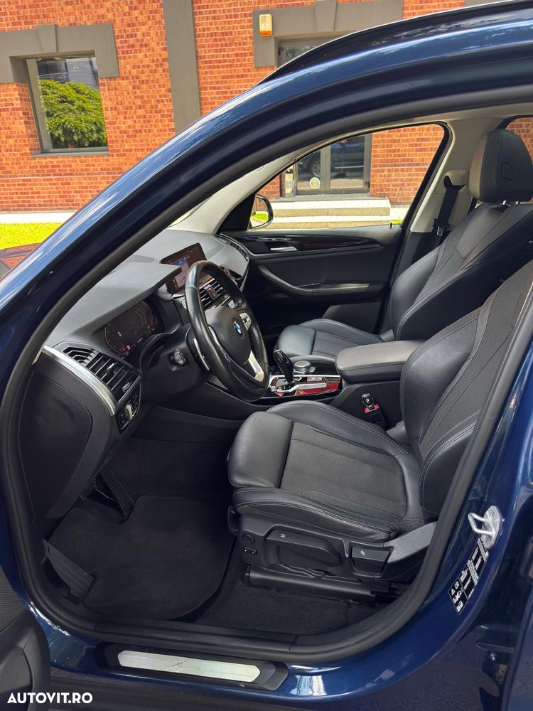 BMW X3 xDrive20d AT MHEV - 33