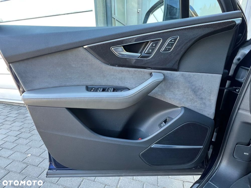 Audi SQ7 SUV TFSI tiptronic - 12