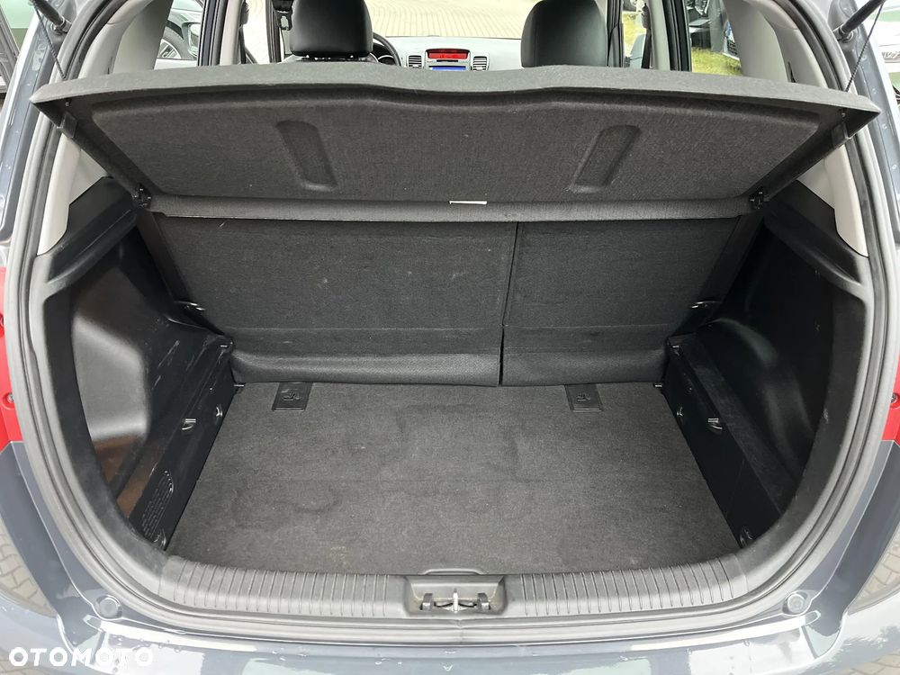 Kia Venga 1.6 Business Line - 17