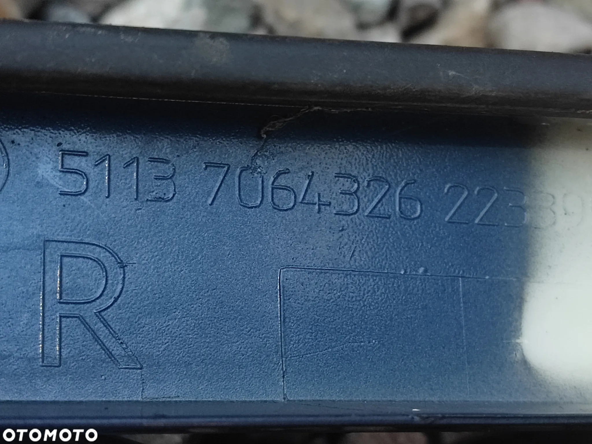 BMW E46 COUPE / CABRIO LIFT ( POLIFT ) ORYGINALNE LISTWY POD LAMPĘ / BLĘDY LAMP LEWA / PRAWA POD ŻARÓWKĘ H7 O NR. 51 13 7 064 326  / 51 13 7 064 325 OEM W KOLORZE A07 MYSTICBLAU METALIC - 15
