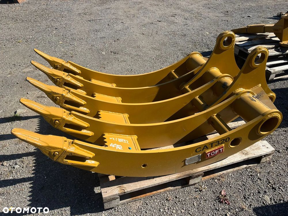 Łyżka grabiąca ażurowa przesiewowa sortująca grabie rejki do CAT 320 do korzeni kamieni do wyrównywania grabienia do koparki szerokość 105cm fi80mm. NOWA!!!