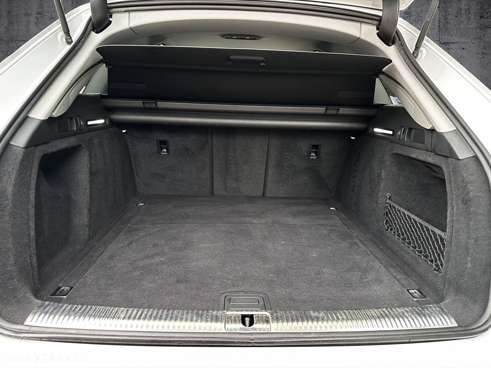 Audi A4 Avant 40 TDI quattro S tronic S line - 19