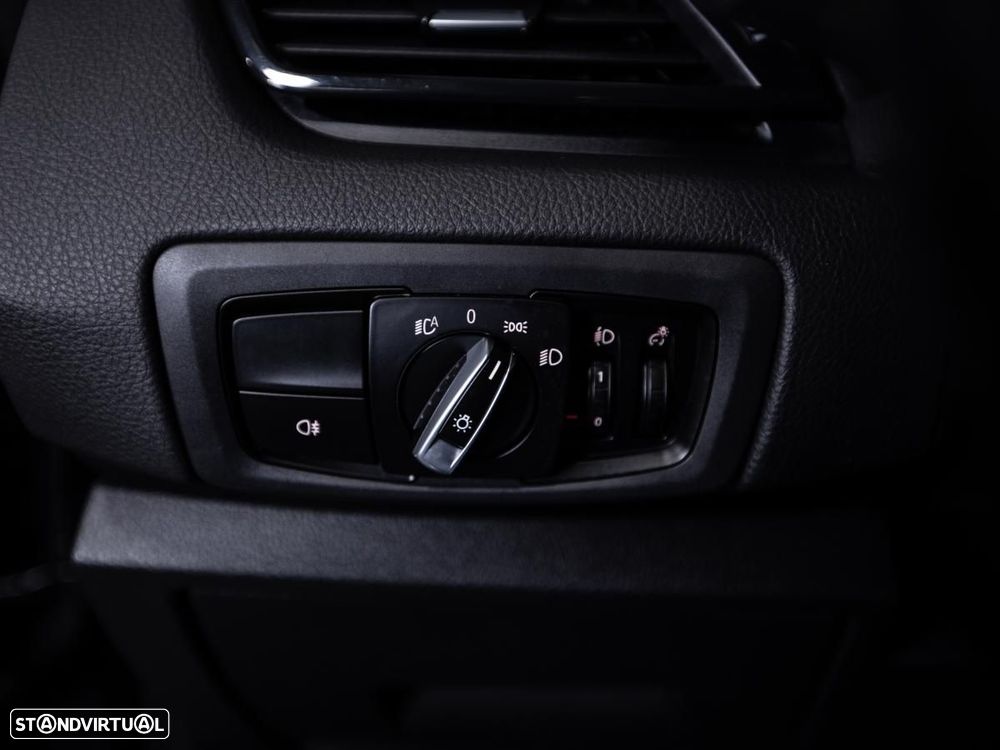 BMW 225xe Active Tourer Advantage - 18
