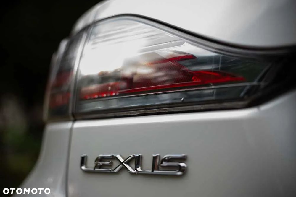 Lexus CT 200h Impression Line - 38