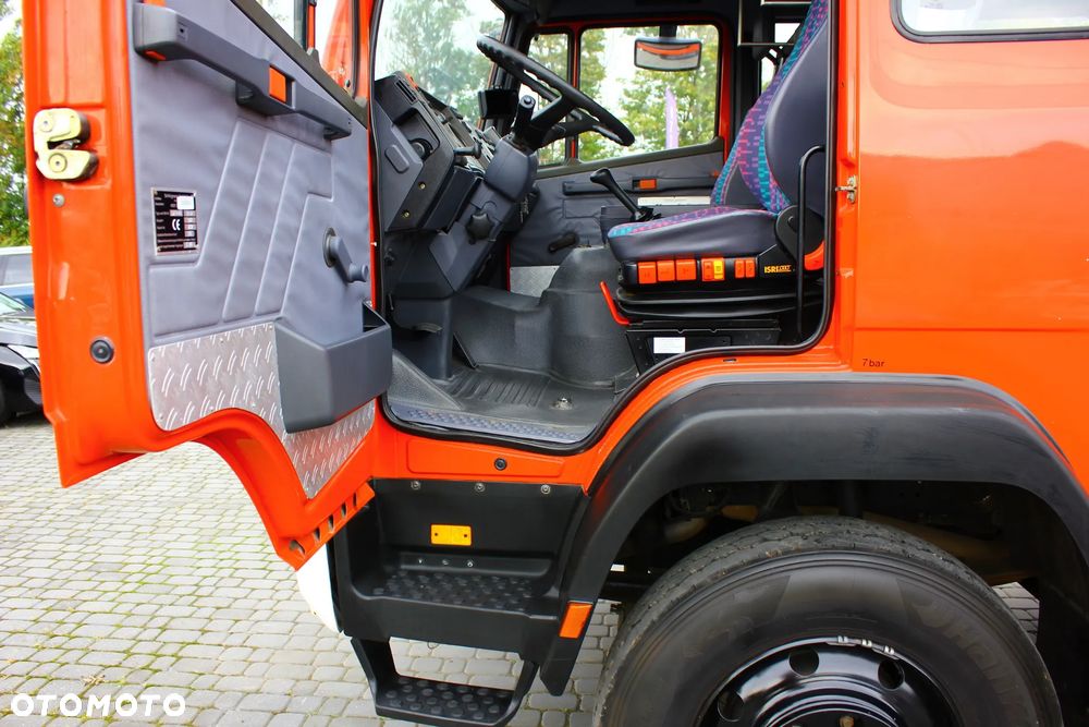 Mercedes-Benz 1124AF Samochód Specjalny -Pożarniczy  napęd 4x4 Mały Przebieg 32 tyś km Zbiornik Wody 2900L  Stan Perfekt - 15