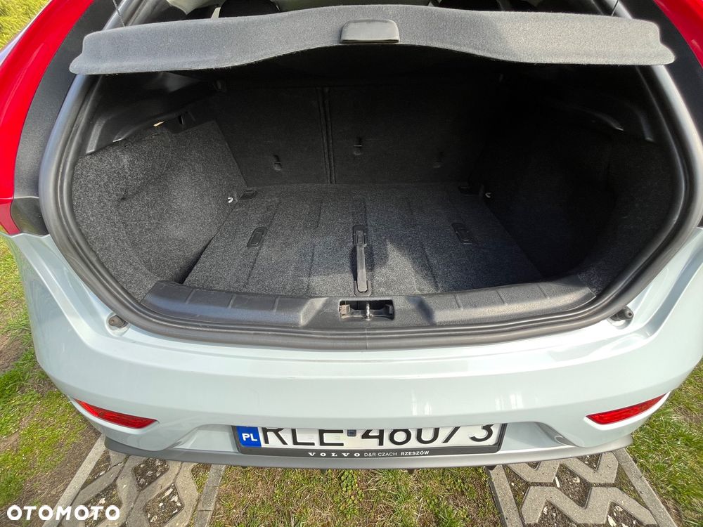 Volvo V40 D2 R-Design Summum - 13