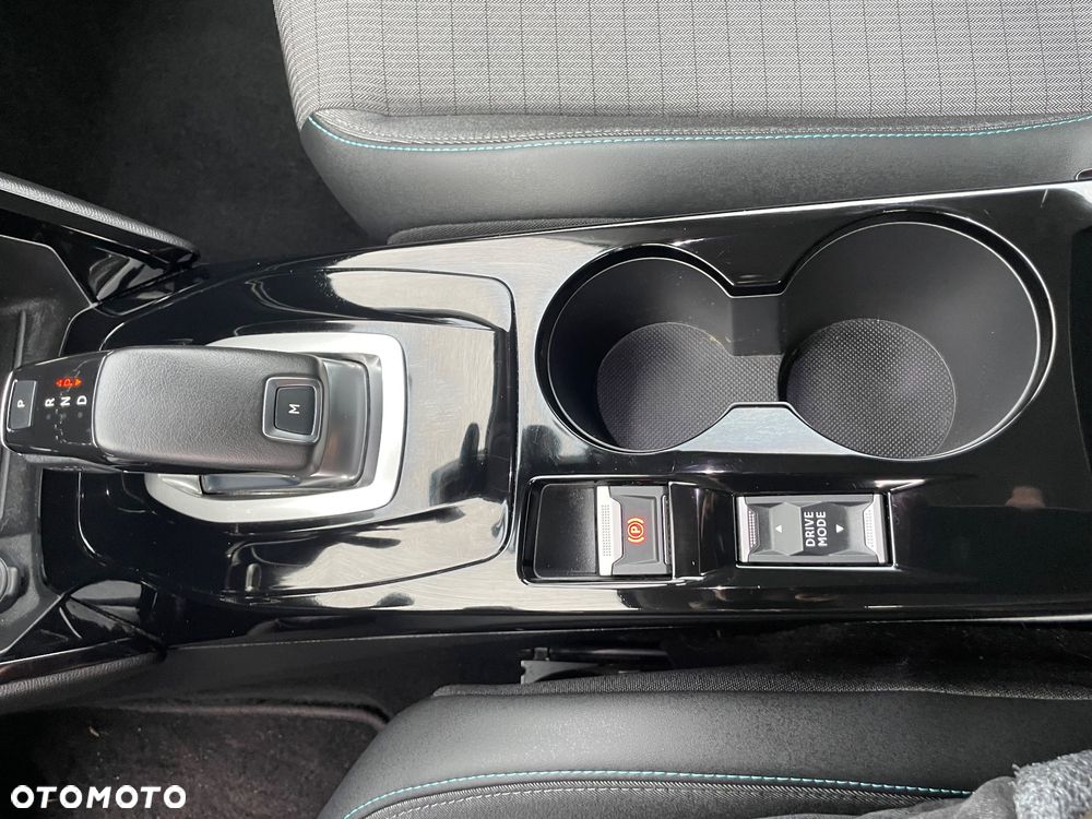 Peugeot 2008 1.5 BlueHDi Allure Pack S&S EAT8 - 7