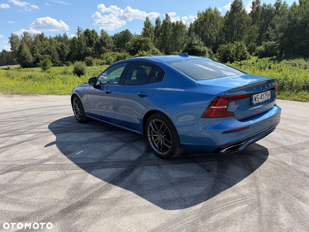 Volvo S60 T6 AWD R-Design - 10