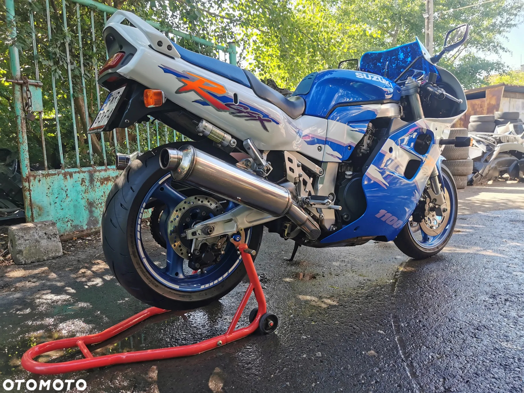 Suzuki GSX-R - 6