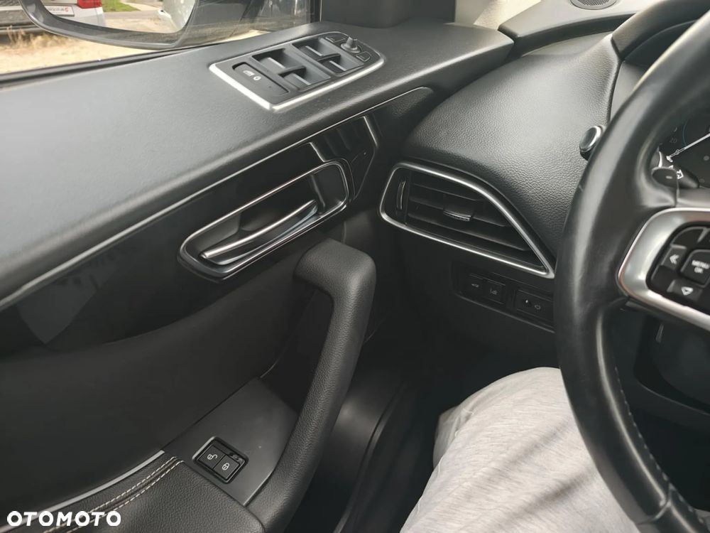 Jaguar F-Pace 2.0 i4D AWD R-Sport - 24