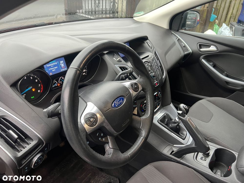 Ford Focus 1.6 EcoBoost Start-Stopp-System Titanium - 22
