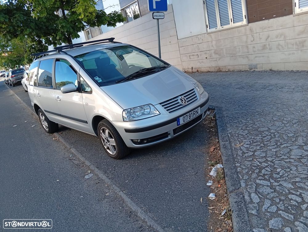 VW Sharan 1.9 TDi Confortline - 1