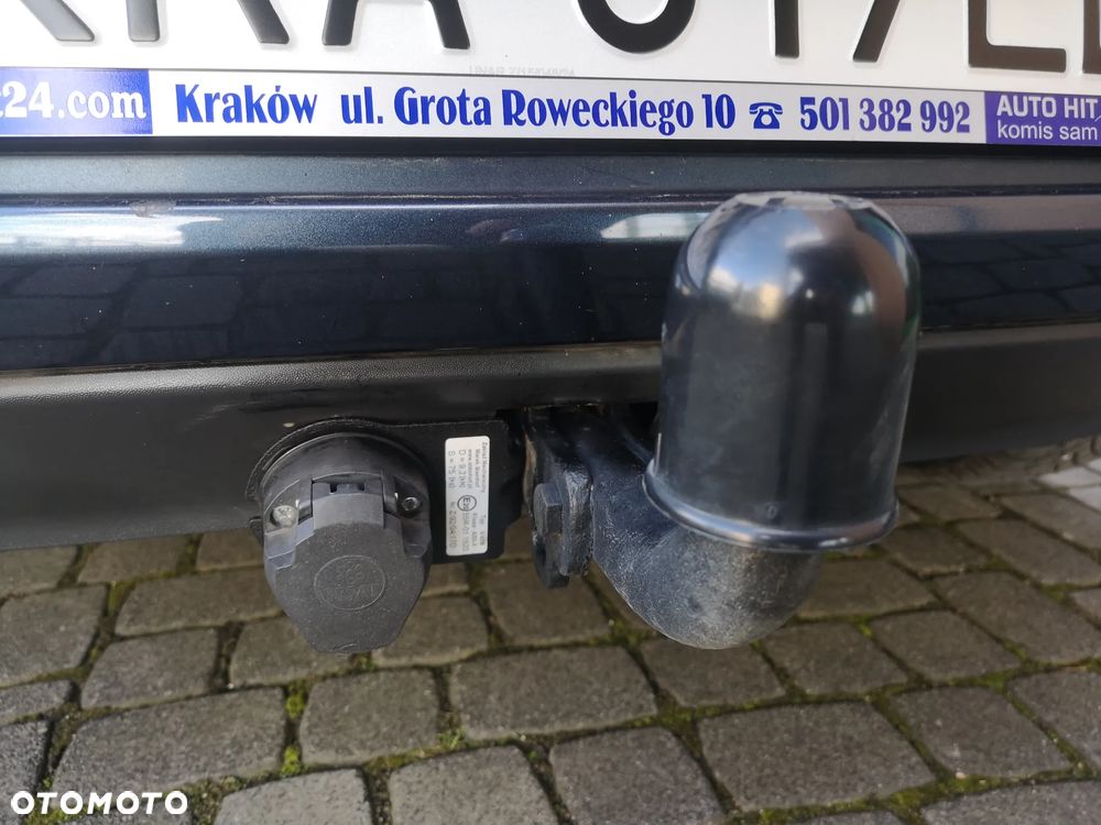 Volkswagen Golf 1.6 TDI DPF Trendline - 32