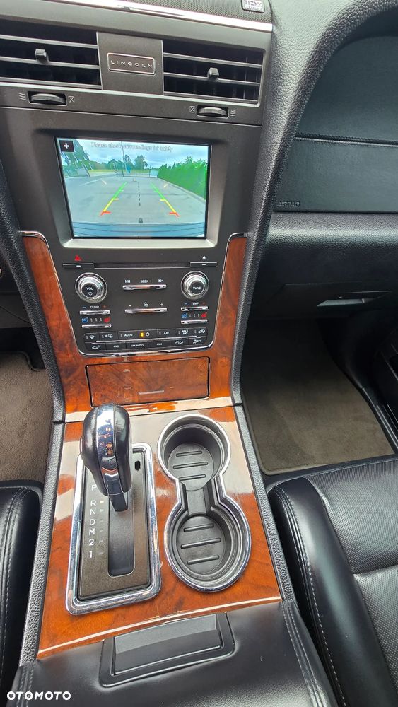 Lincoln Navigator - 29