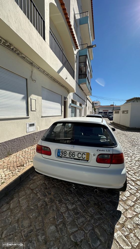 Honda Civic 1.5 LSi 16 V - 2