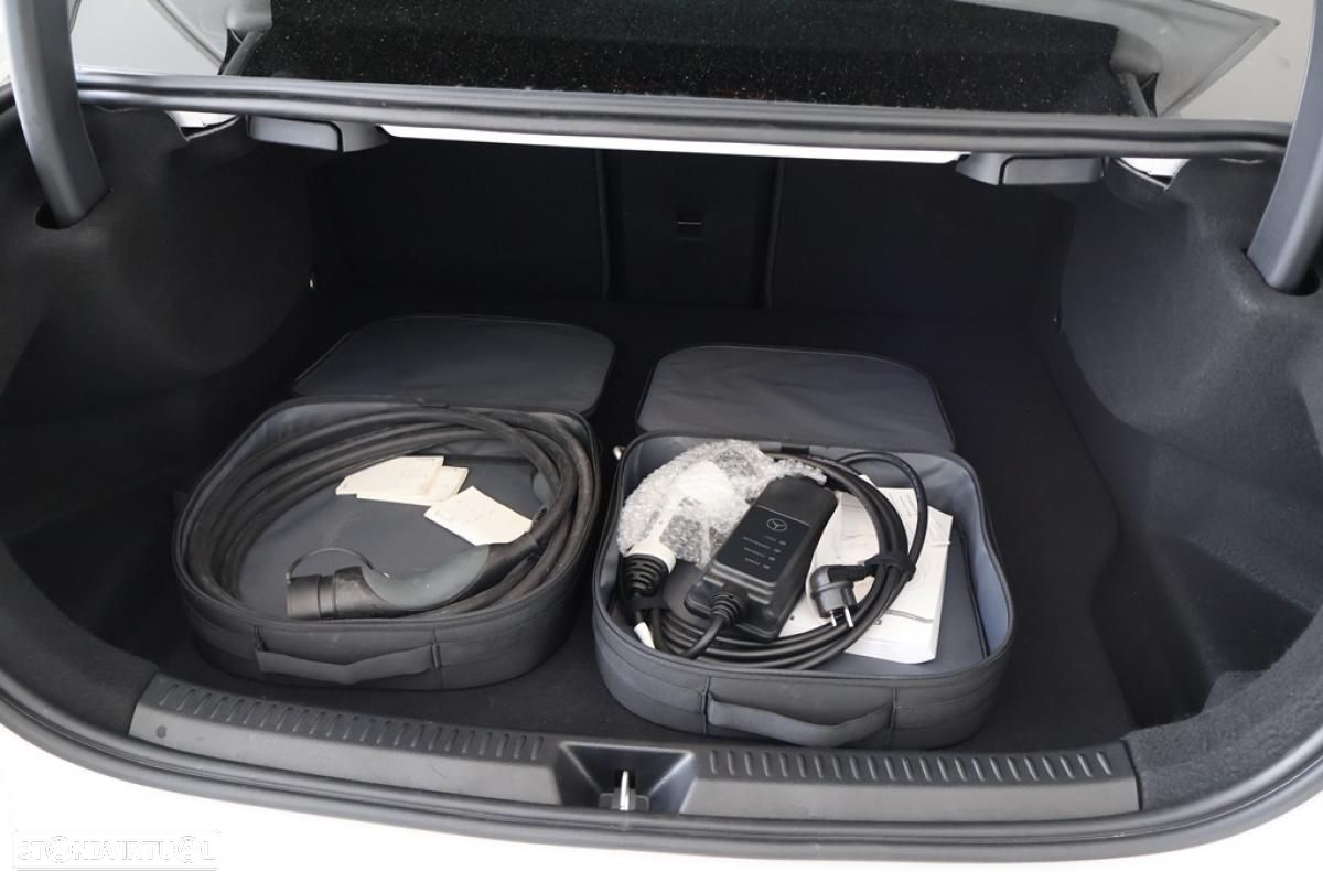 Mercedes-Benz A 250 Limousine e - 20