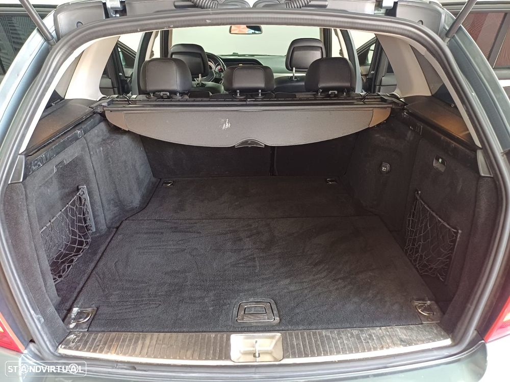 Mercedes-Benz C 200 - 20