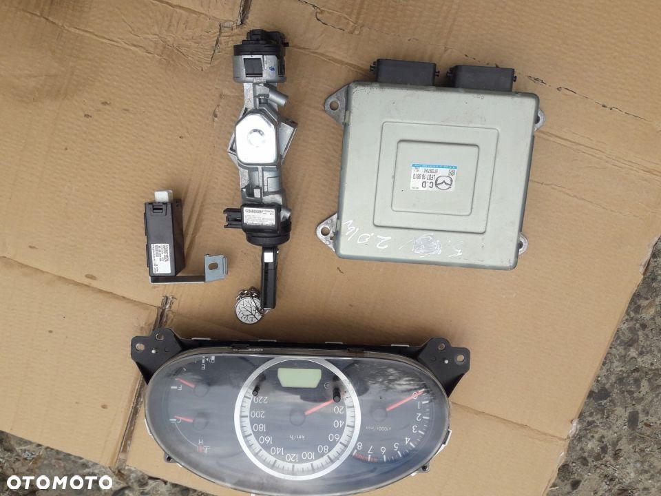Mazda 5 05-10 CR 2.0 16V Komputer Sterownik LFD7 - 4