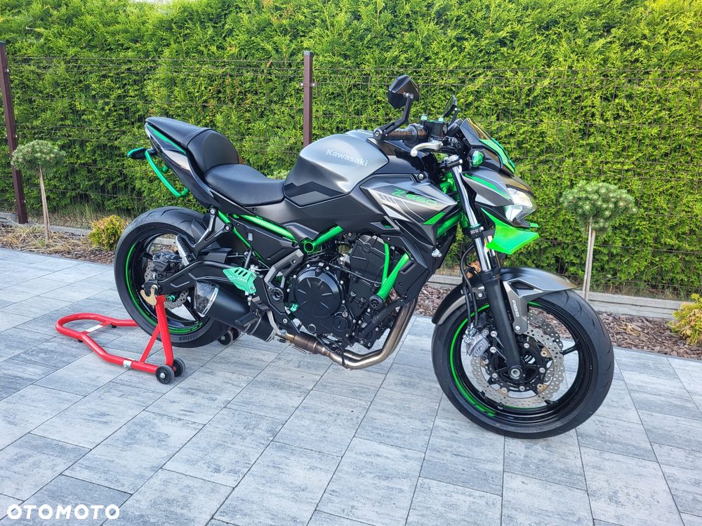 Kawasaki Z 650 - 25