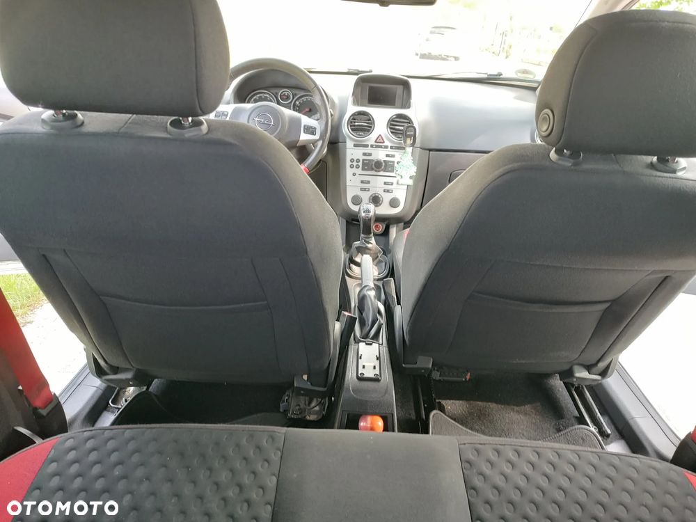 Opel Corsa 1.6 Turbo GSi - 22