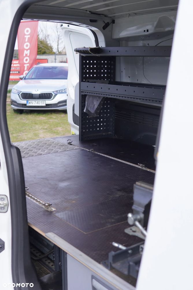 Opel Combo Van 1.2 Enjoy 110KM 4d Long - 30