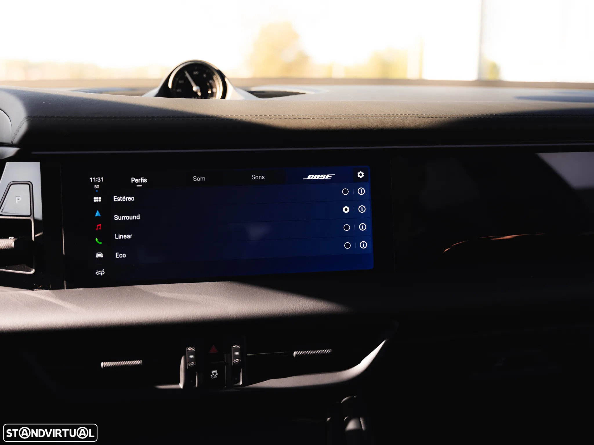 Porsche Macan Electric 4 - 38