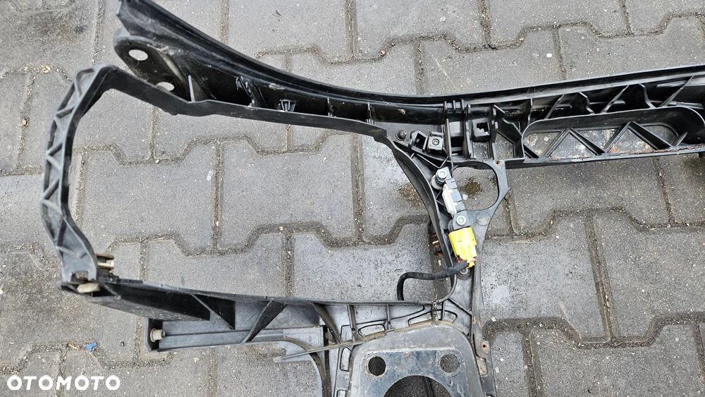 Audi A4 B7 pas przód przedni wzmocnienie - 6
