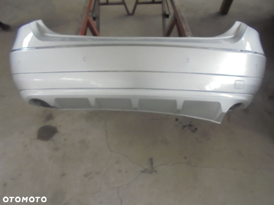 MERCEDES E KLASA W207 COUPE ZDERZAK TYLNY KOMPLETN - 1