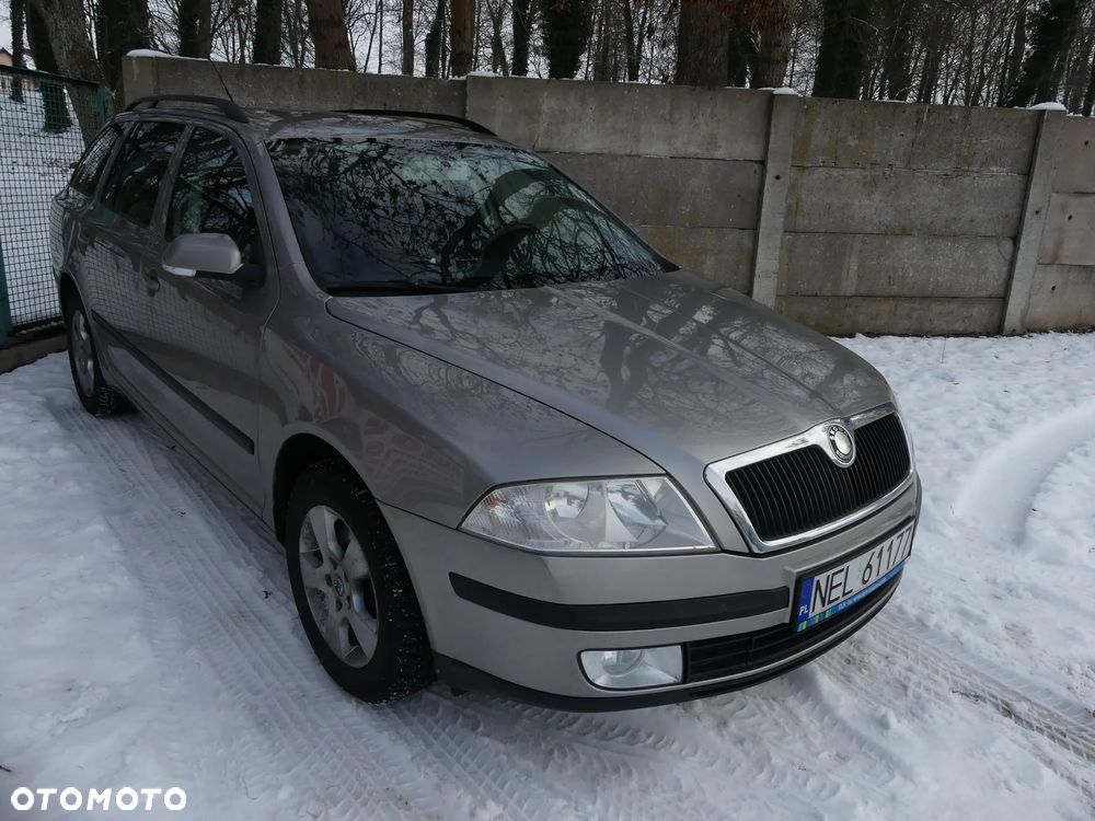 Skoda Octavia 2.0 TDI DSG Ambiente - 8