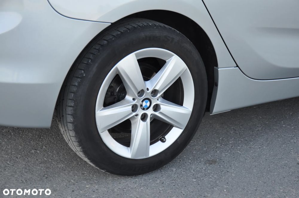 BMW Seria 2 218d Advantage - 25