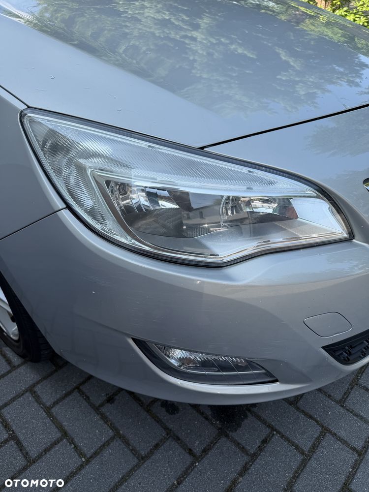 Opel Astra - 4